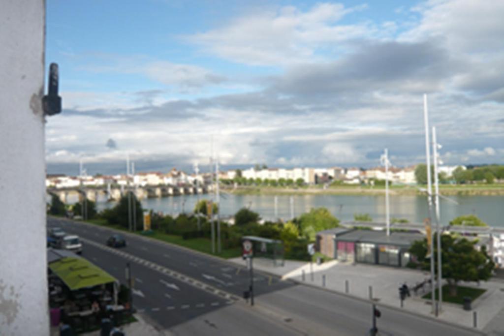 Hotel Quai De Saone Макон Экстерьер фото